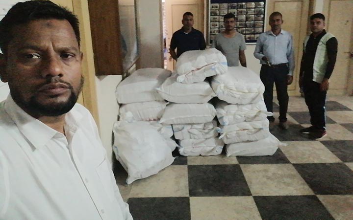 যশোরে সাত লক্ষাধিক করিম বিড়ি জব্দ করেছে র‌্যাব
